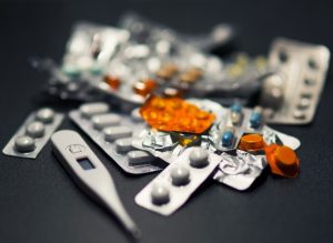 Lire la suite à propos de l’article Le POP dénonce le recul des partis bourgeois sur les rabais pharmaceutiques